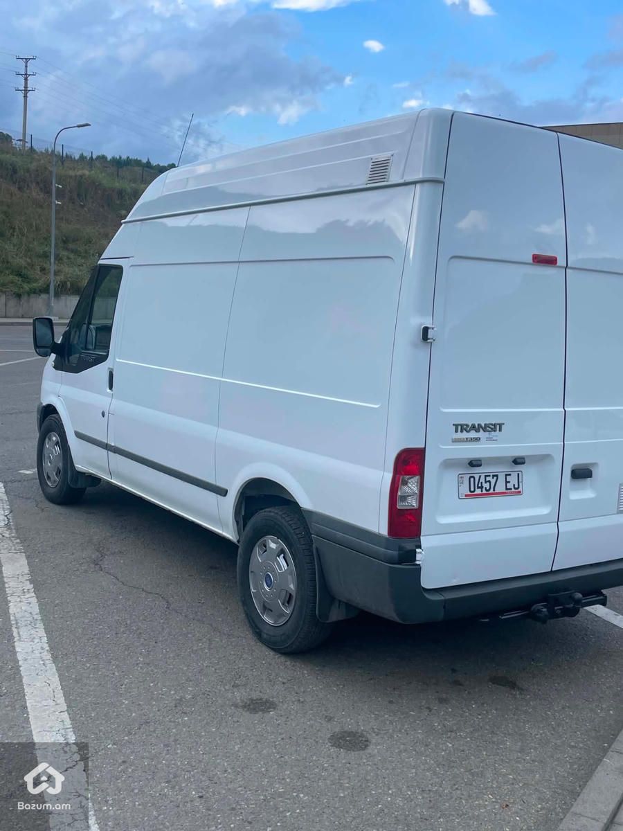 Ford transit - image 2