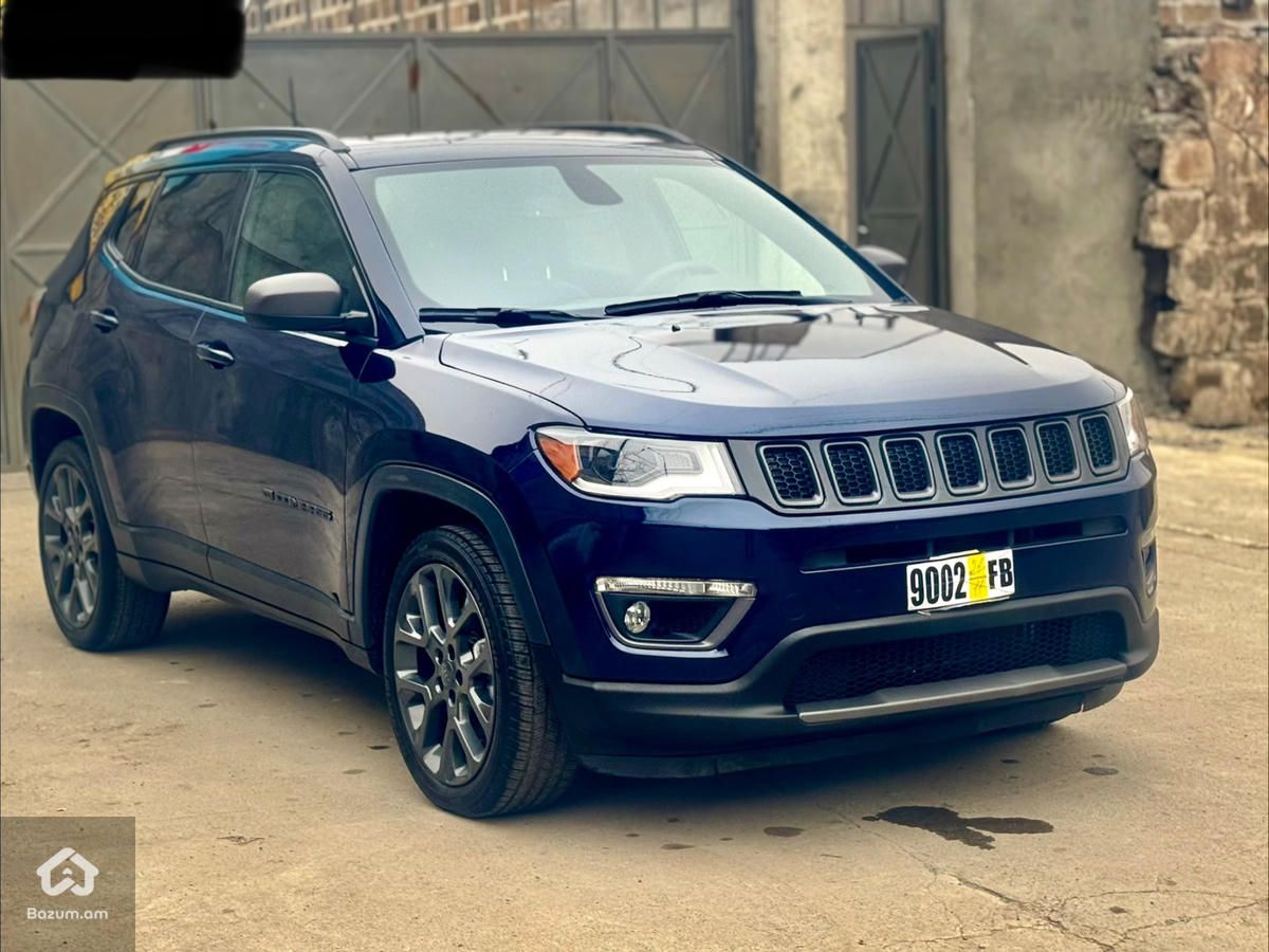 Jeep Compass Aniversary - image 13