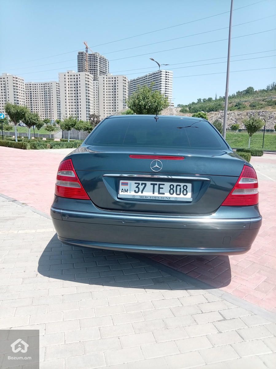Mercedes-Benz E 240 2002 - image 5