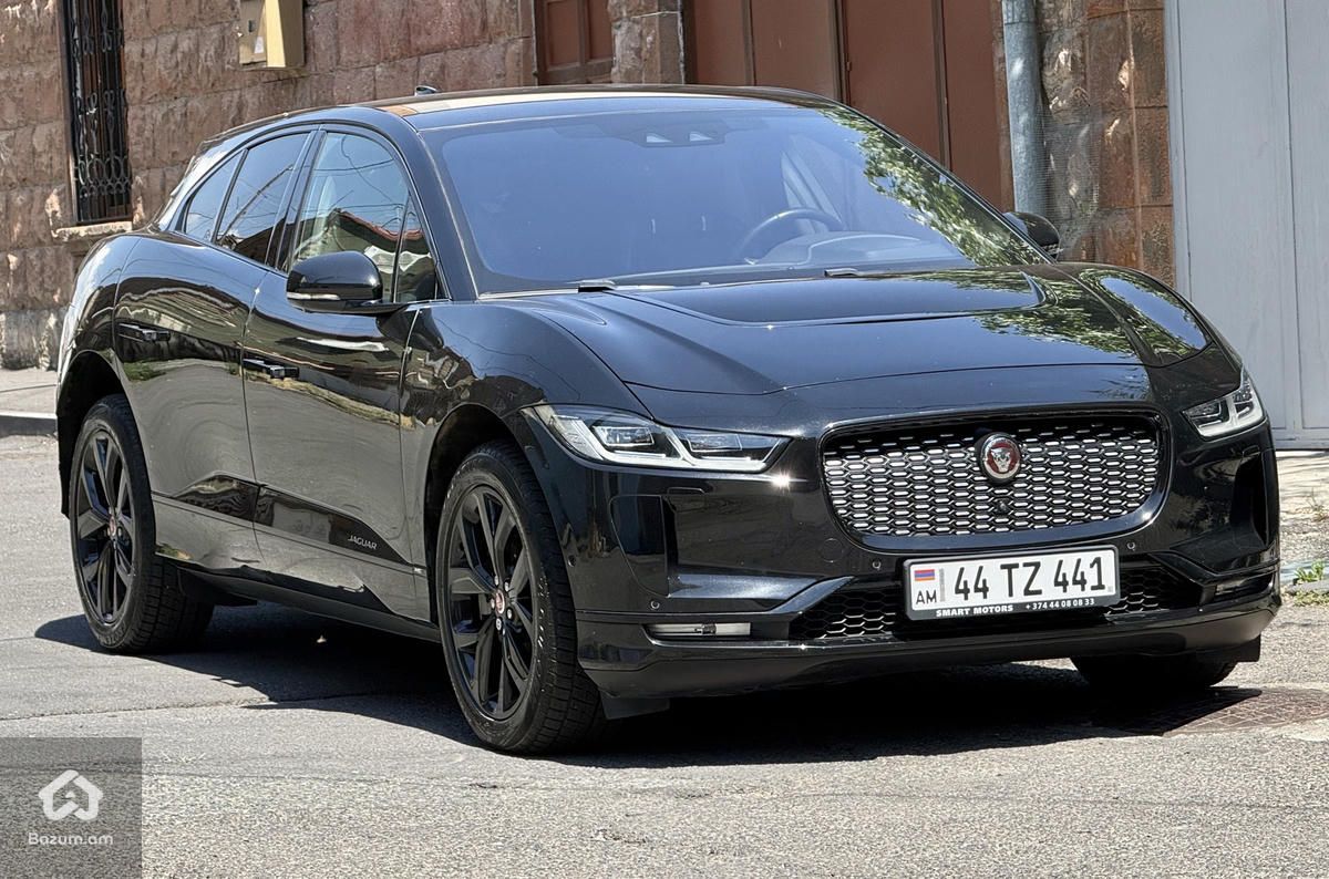 Jaguar I-Pace EV 400 - image 2