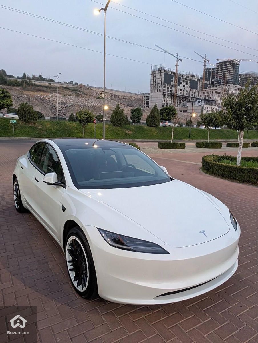 Tesla Model 3 2025 - image 2