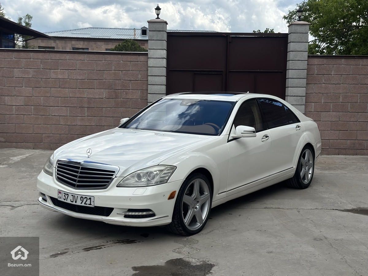 mercedes benz w221 - image 1