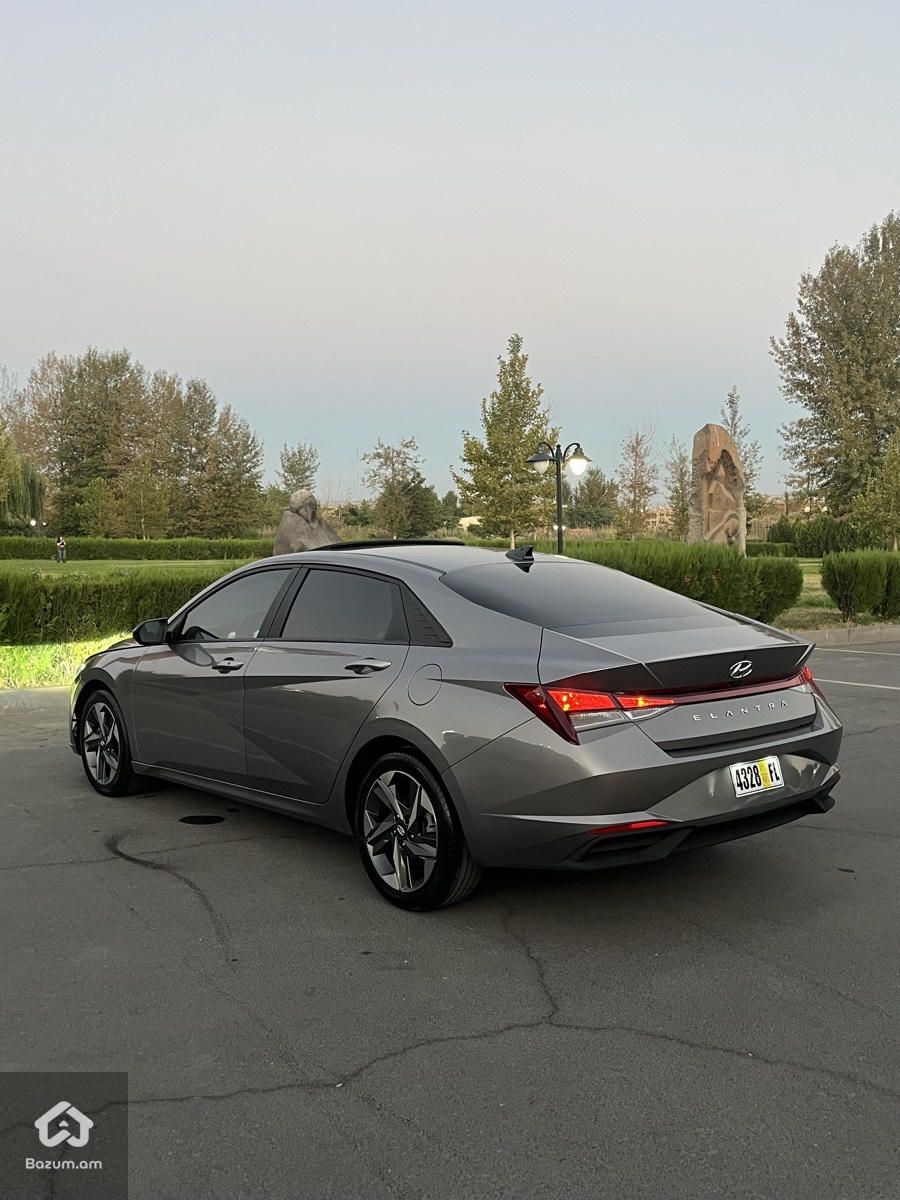 Hyundai Elantra 2023 - image 5
