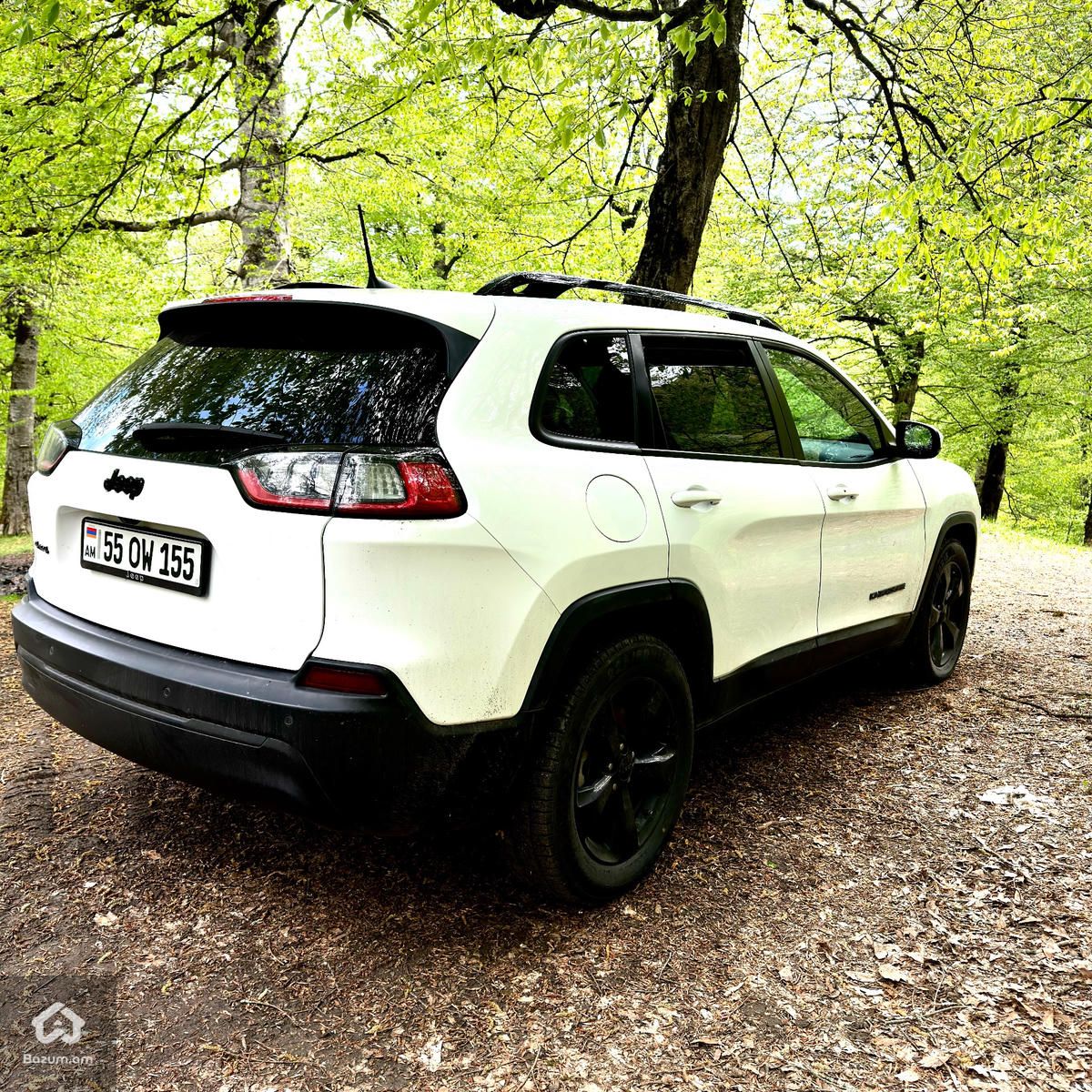 Jeep Cherokee 4x4 - image 7