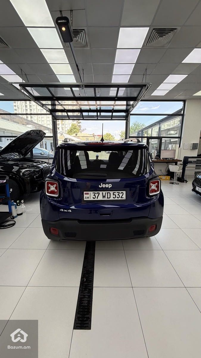 Jeep Renegade 2020 - image 5