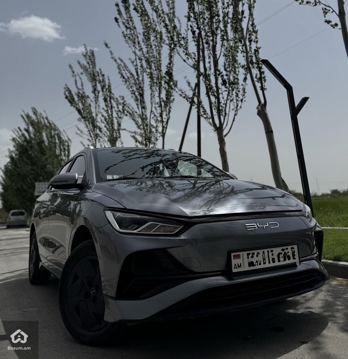 BYD e2, 2024 - image 1