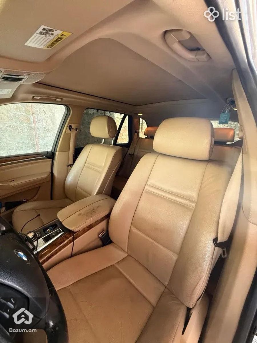 BMW X5 2010 - image 4