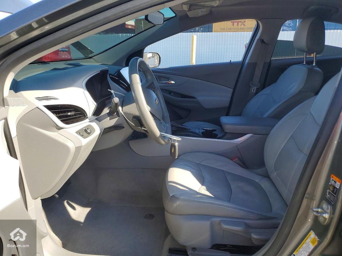 Chevrolet Volt 2016 LT - image 7