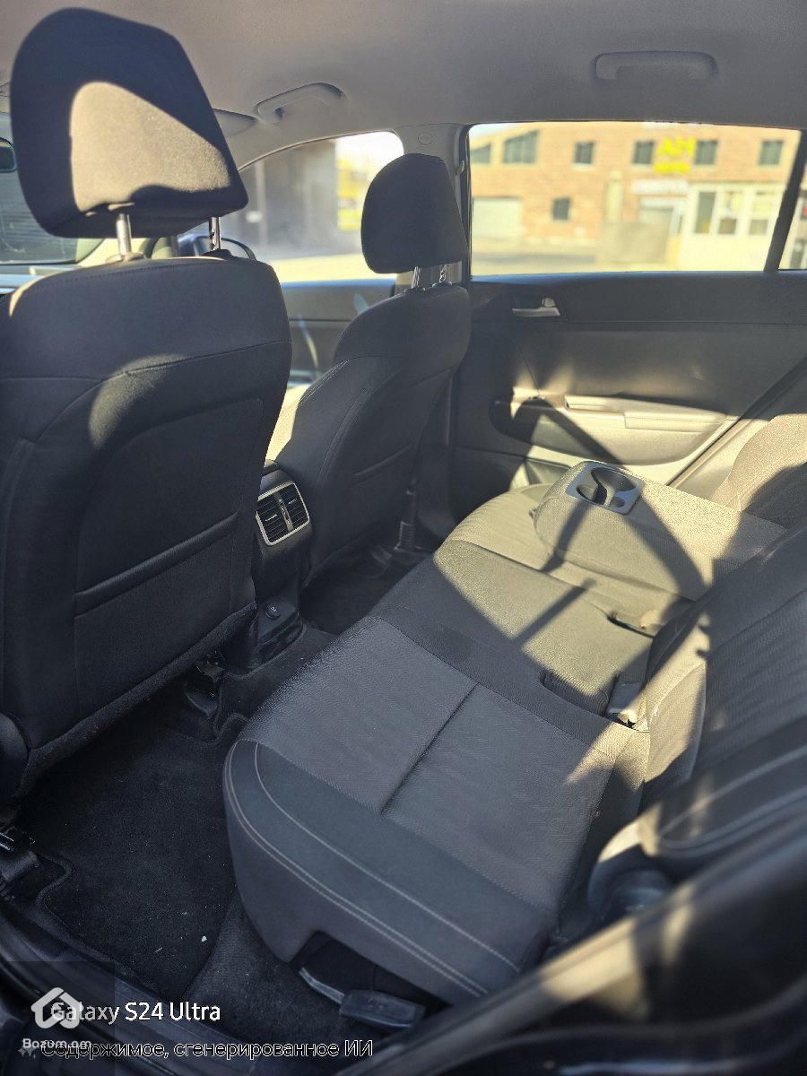 Kia Sportage  - image 11