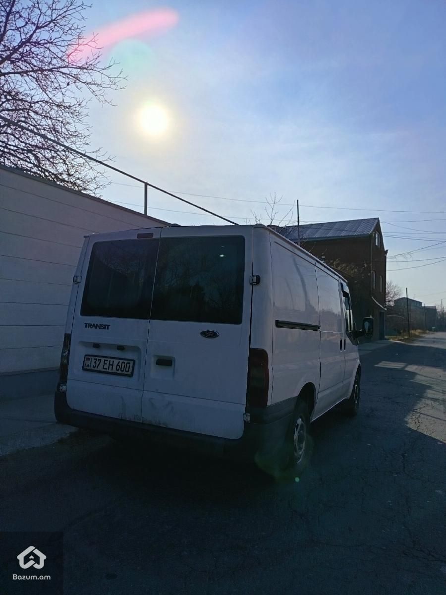 Ford transit  - image 6