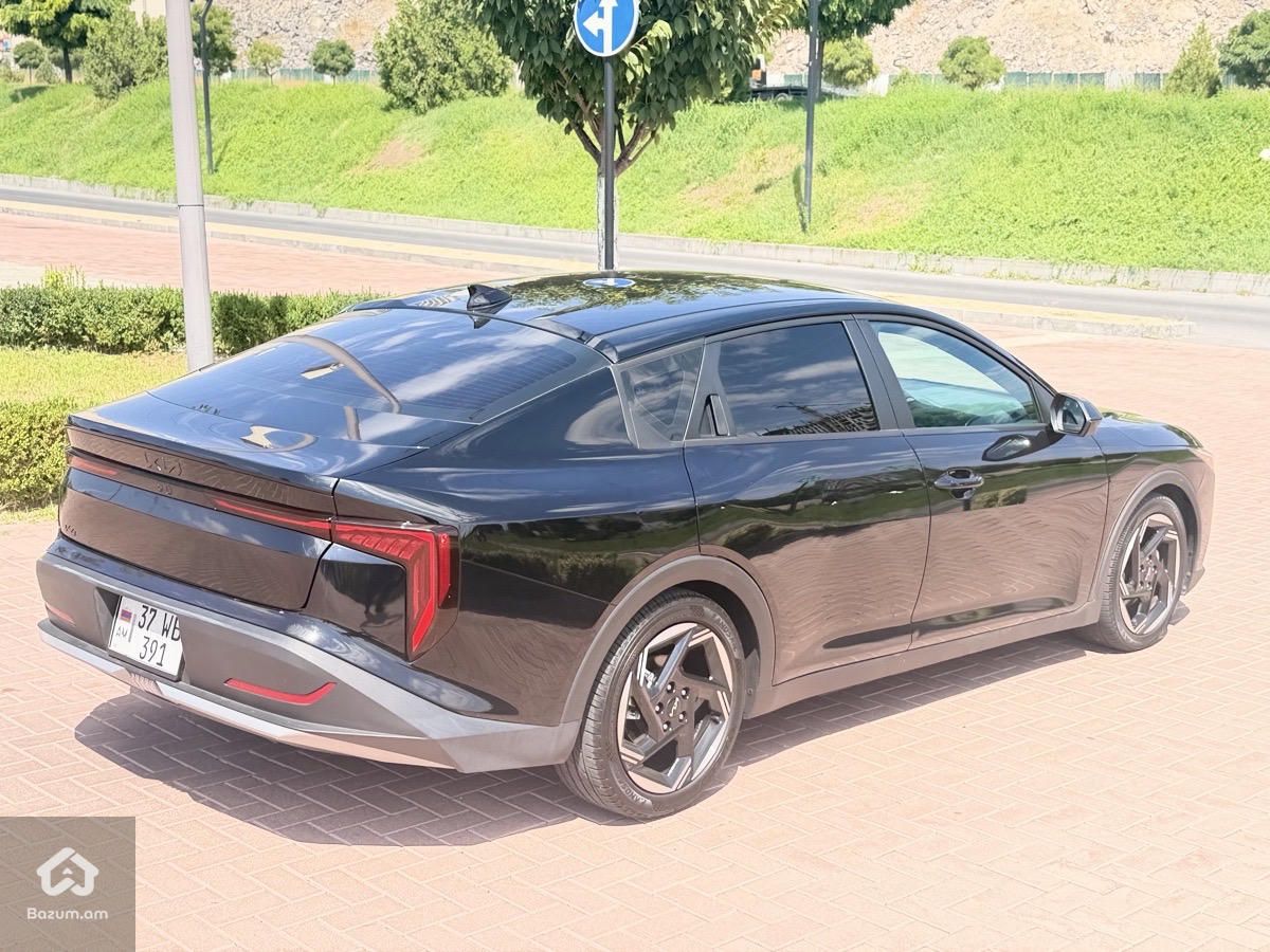Kia K4 2025 EX - image 10