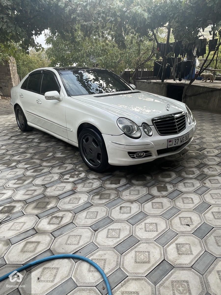 Mercedes-Benz E 320 2002 - image 8