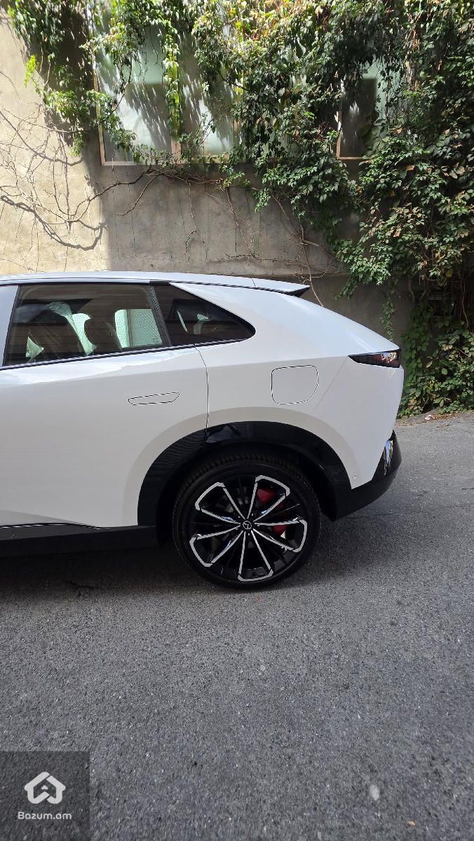 Mazda EZ-60 SUV 2026 - image 4