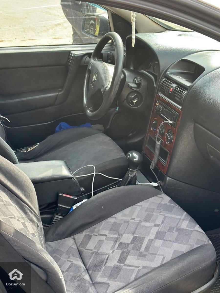 Opel Astra 1998 - image 5