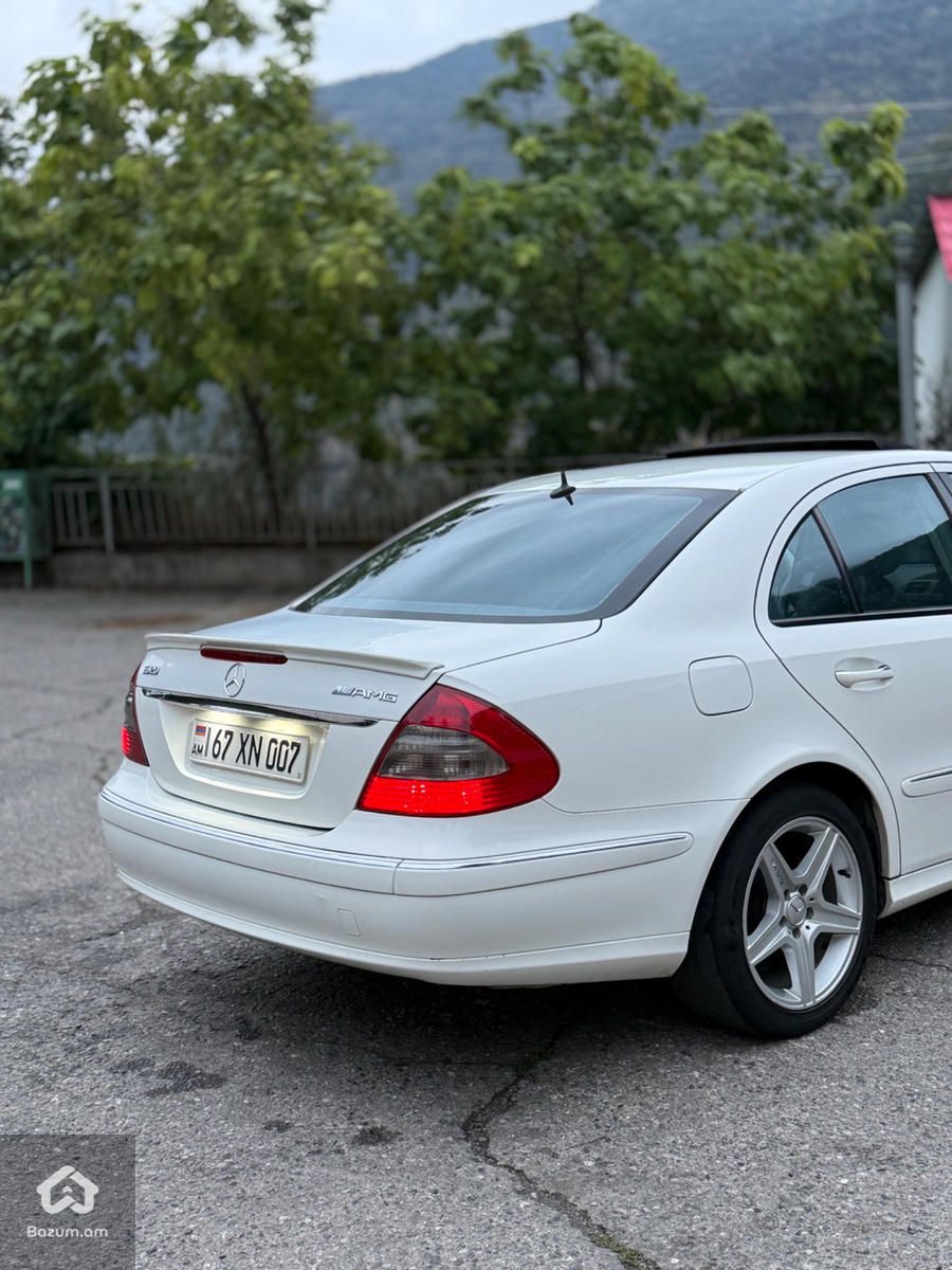 Mercedes-Benz E 320 2003 - image 3