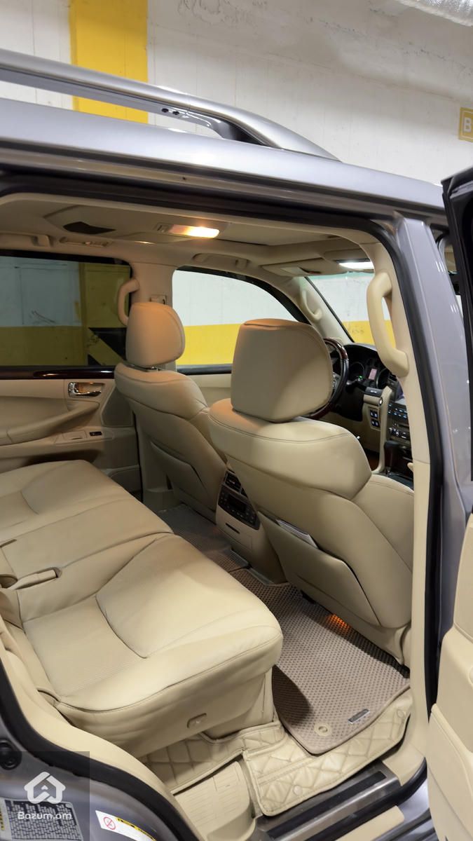 Lexus Lx570 F-Sport - image 12