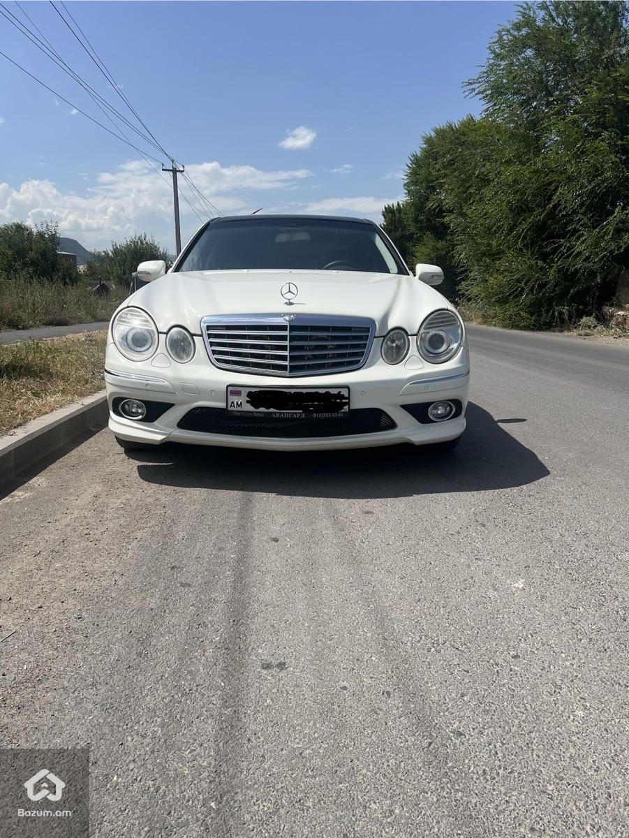 Mercedes-Benz E 350 2009 - image 1