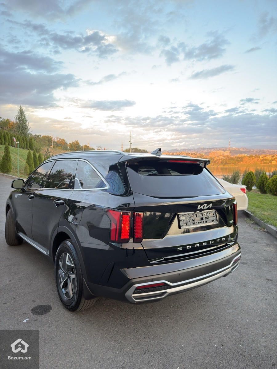 Kia Sorento Hybrid 2021 - image 4