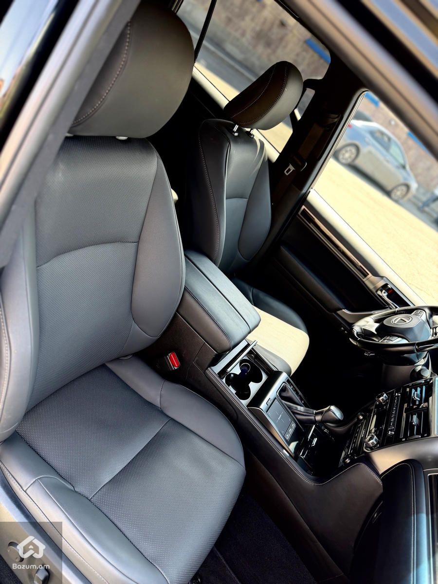 Lexus GX460 - image 10