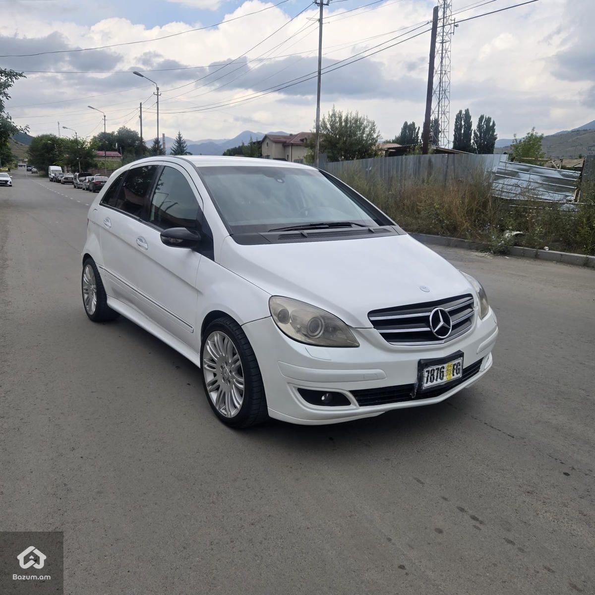 Mercedes-Benz B 170 2008 - image 2