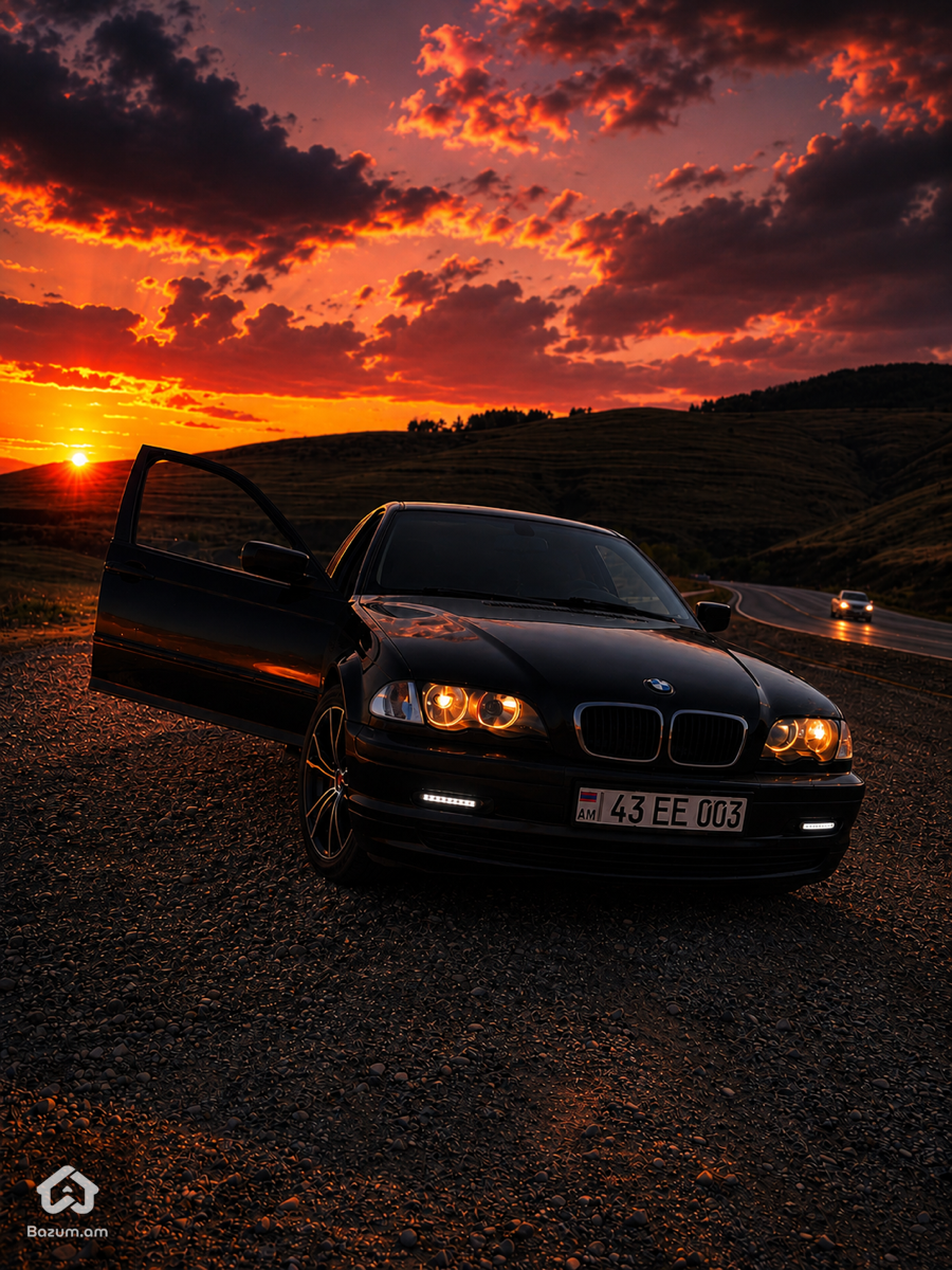 BMW 216 2001 - image 2
