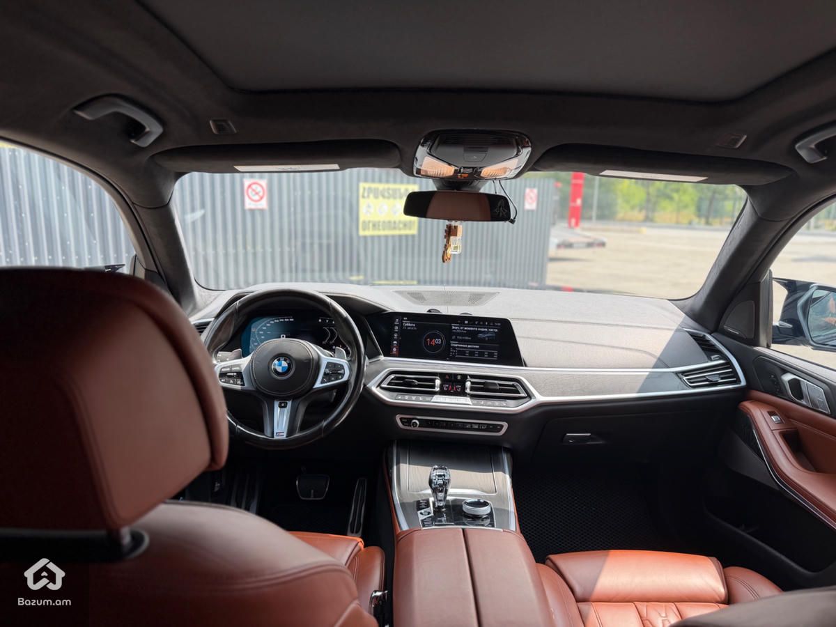 BMW X7 2021 - image 10