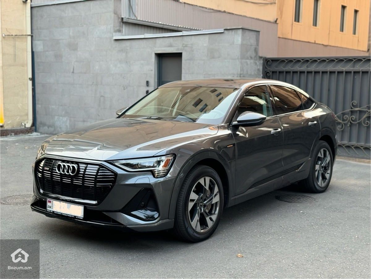 Audi e-tron S Sportback 2021 - image 1