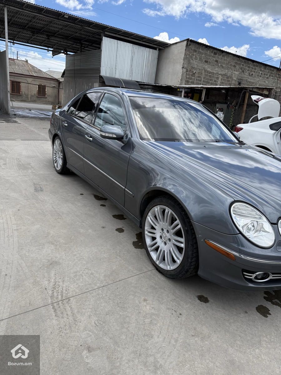 Mercedes W211 - image 2