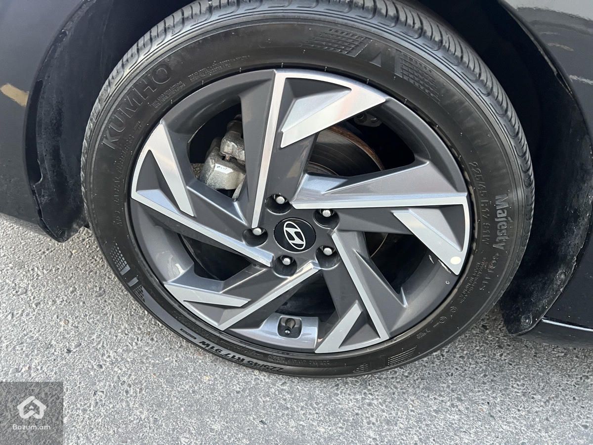 HYUNDAI ELANTRA 2025 - image 29