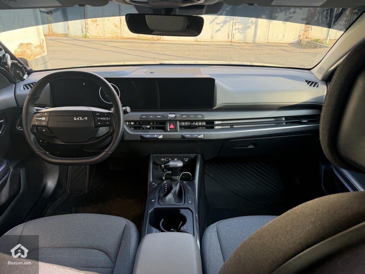 Kia K4 2025 EX - image 16