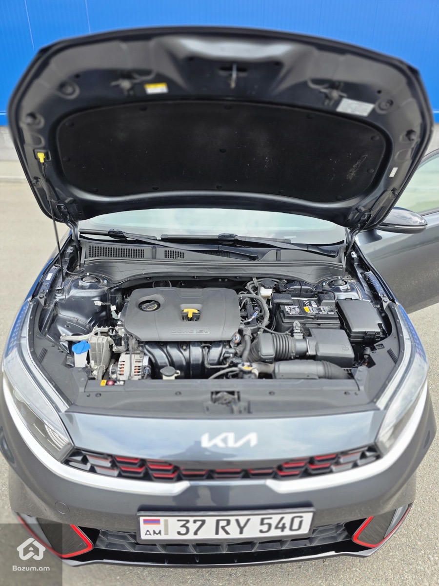 Kia Forte 2022 - image 8