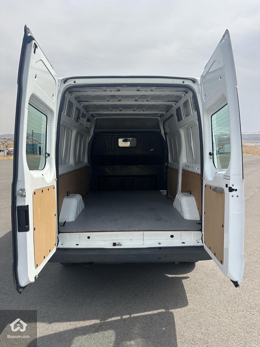 Ford Transit Բենզին - image 9