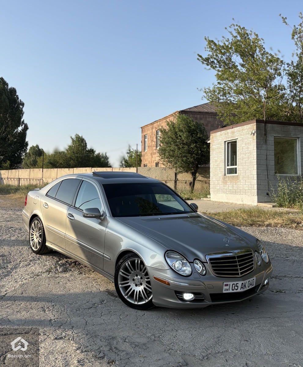 Mercedes e350 - image 1