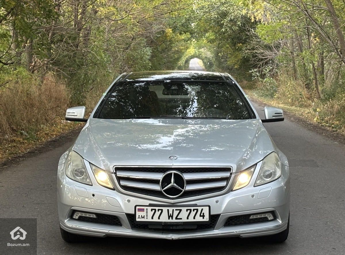 Mercedes-Benz E 350 2010 - image 1