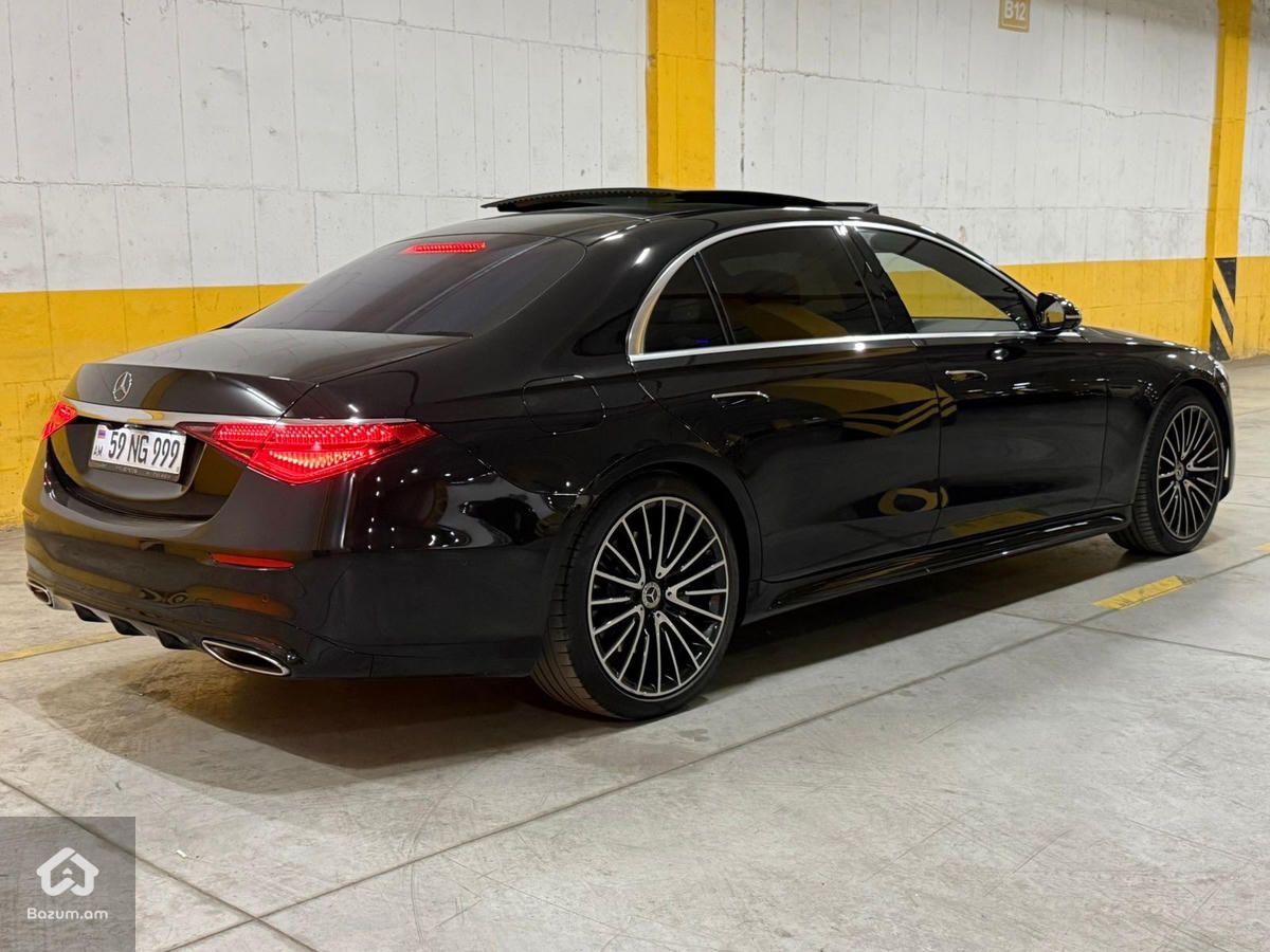 Mercedes - image 8