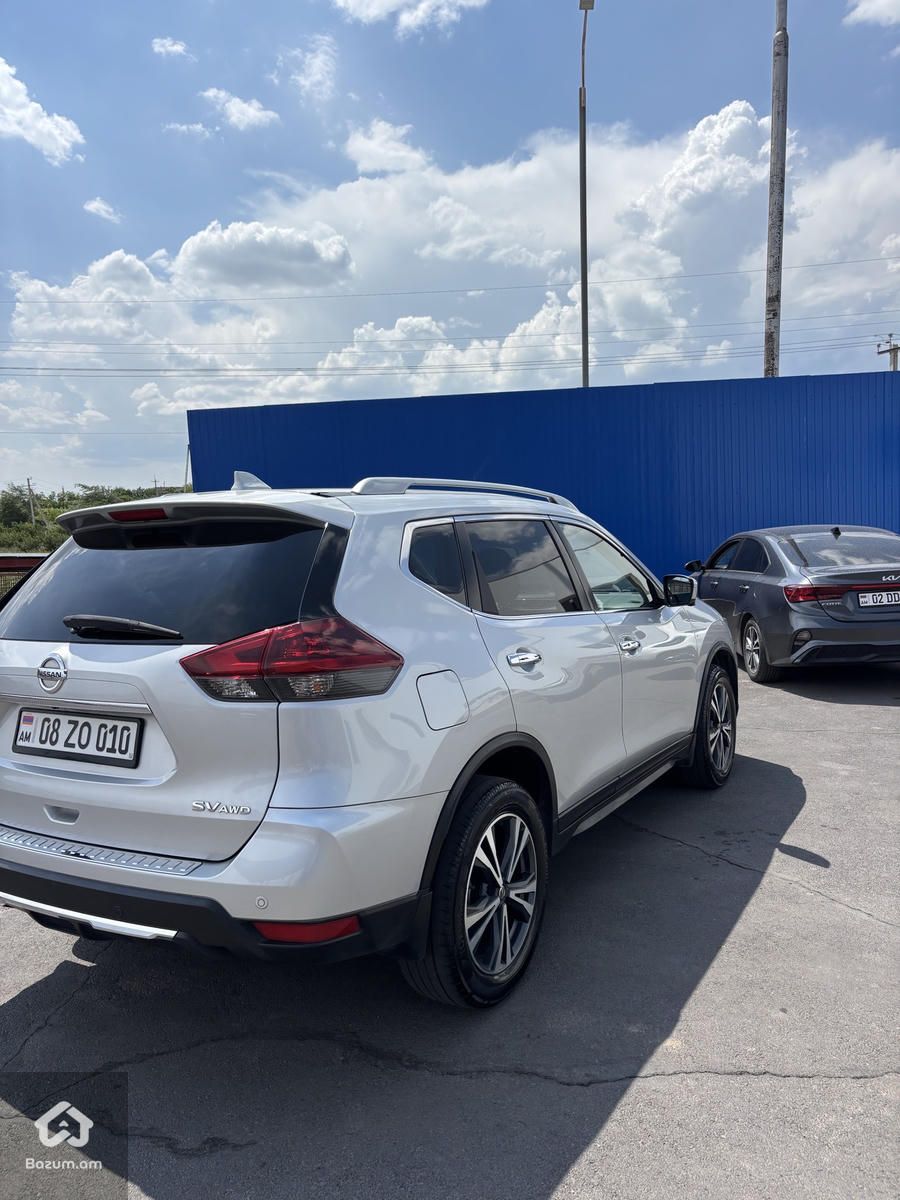 Nissan - image 4
