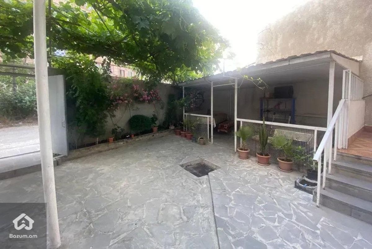 Բացառիկ կոմերցիոն գույք  - image 13