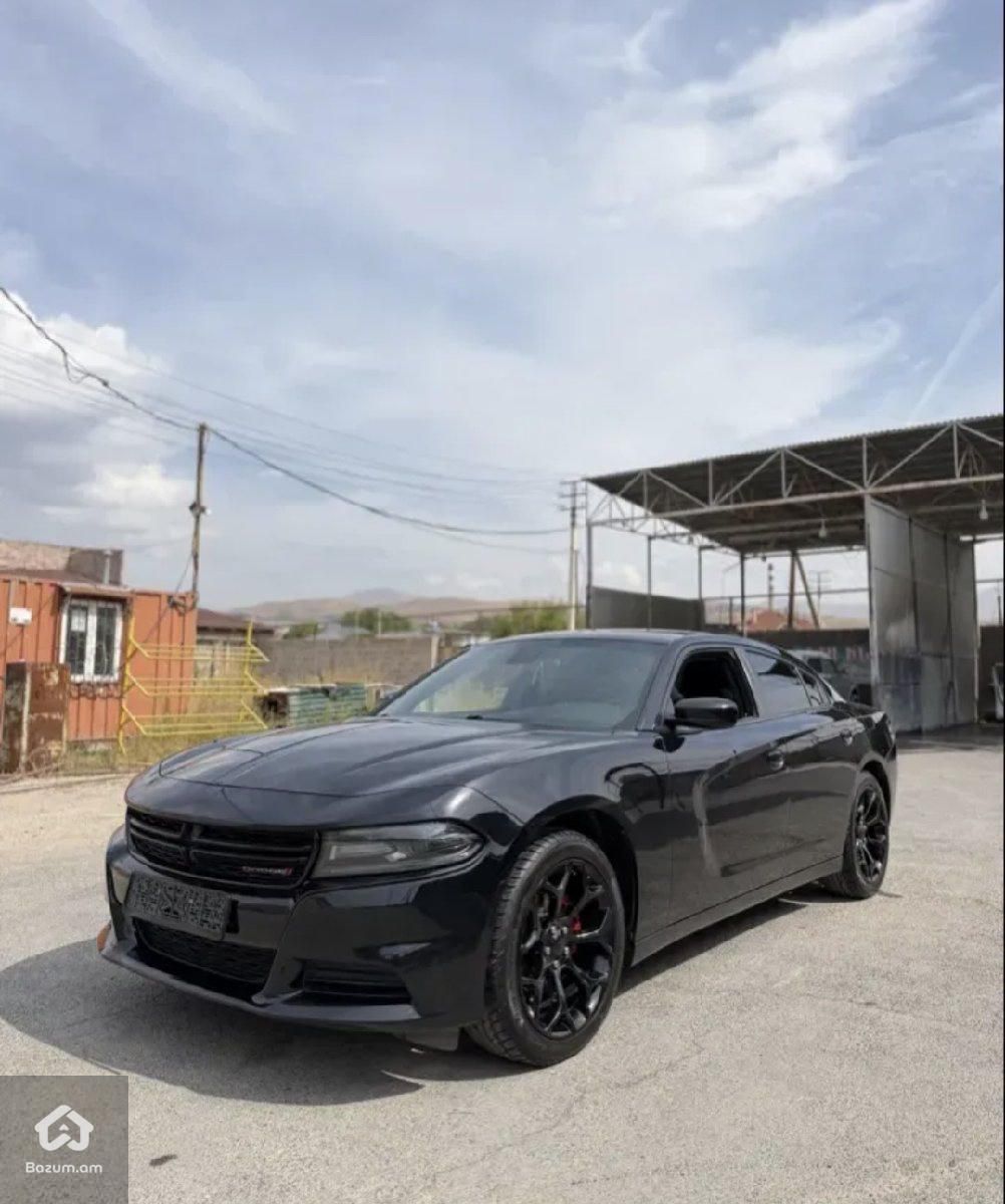 Dodge Charger 2019 - image 10
