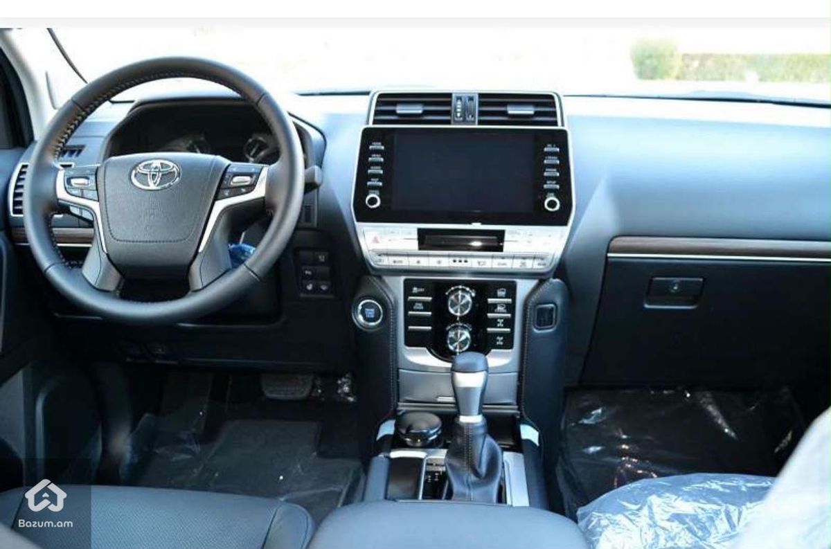 Toyota Land Cruiser Prado 2022 - image 4