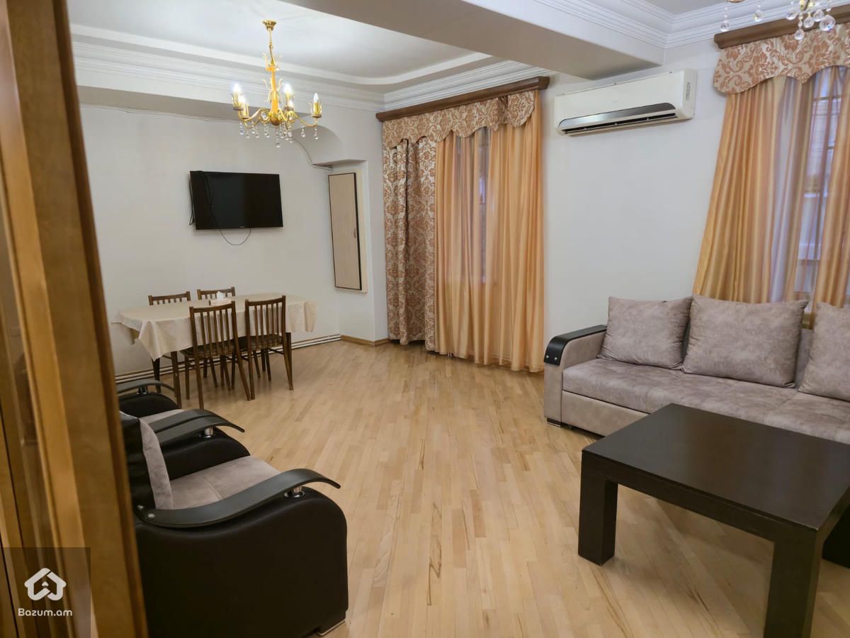Դեղատան փողոց Հանրապետության Հրապարակին մոտ նորակառույց: Дехатан Deghatan - image 1
