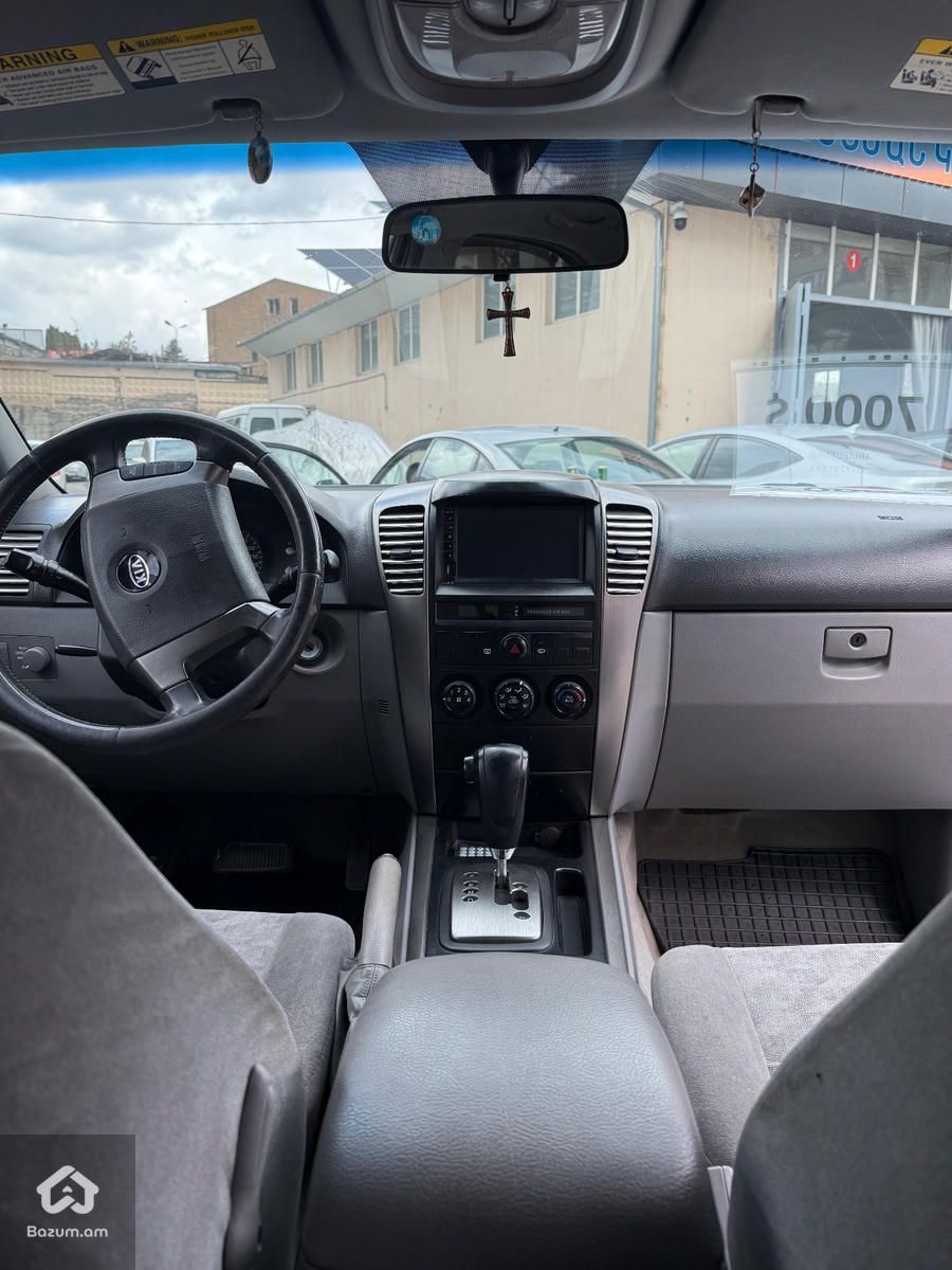 Kia Sorento - image 14