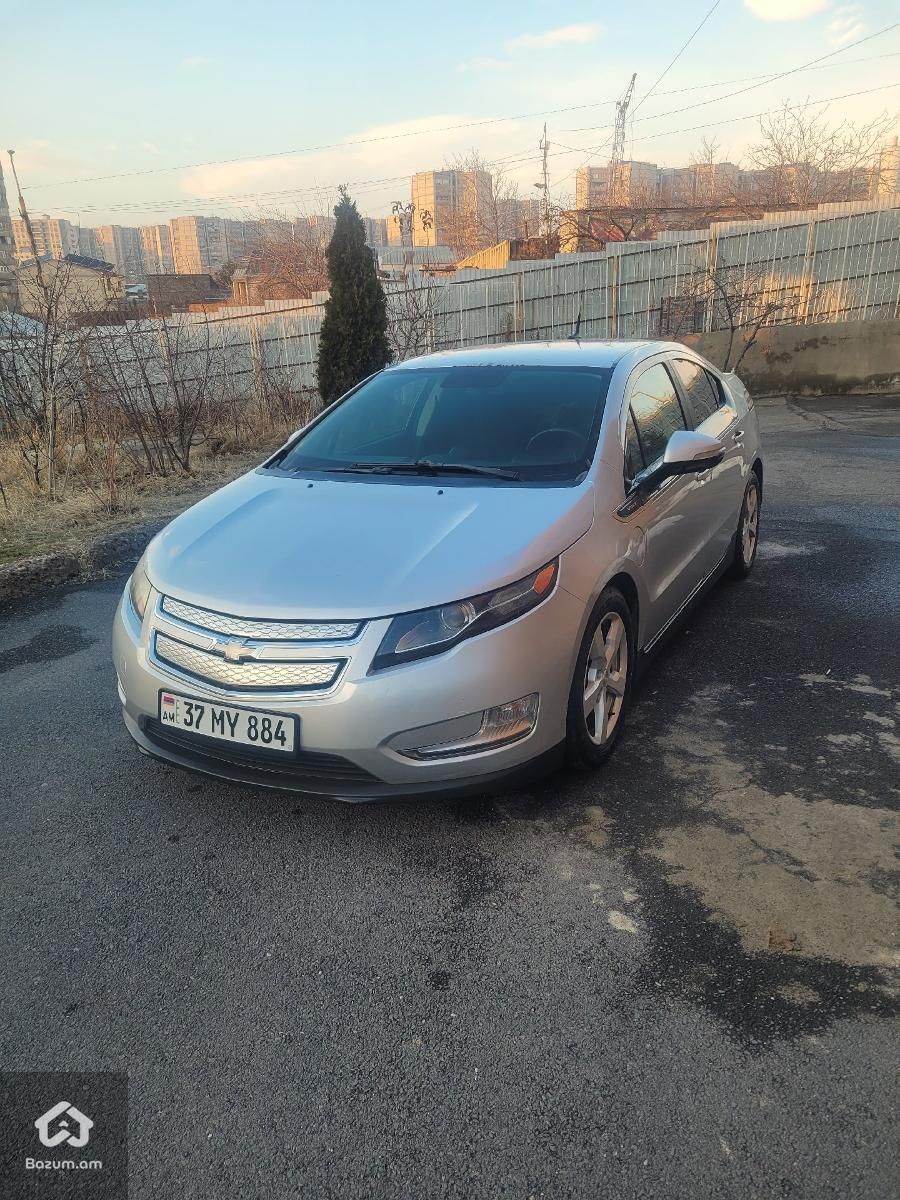 Chevrolet volt 2014 - image 2