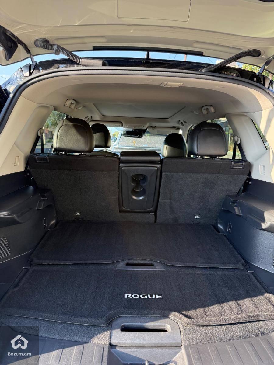 Nissan Rogue SL AWD - image 9