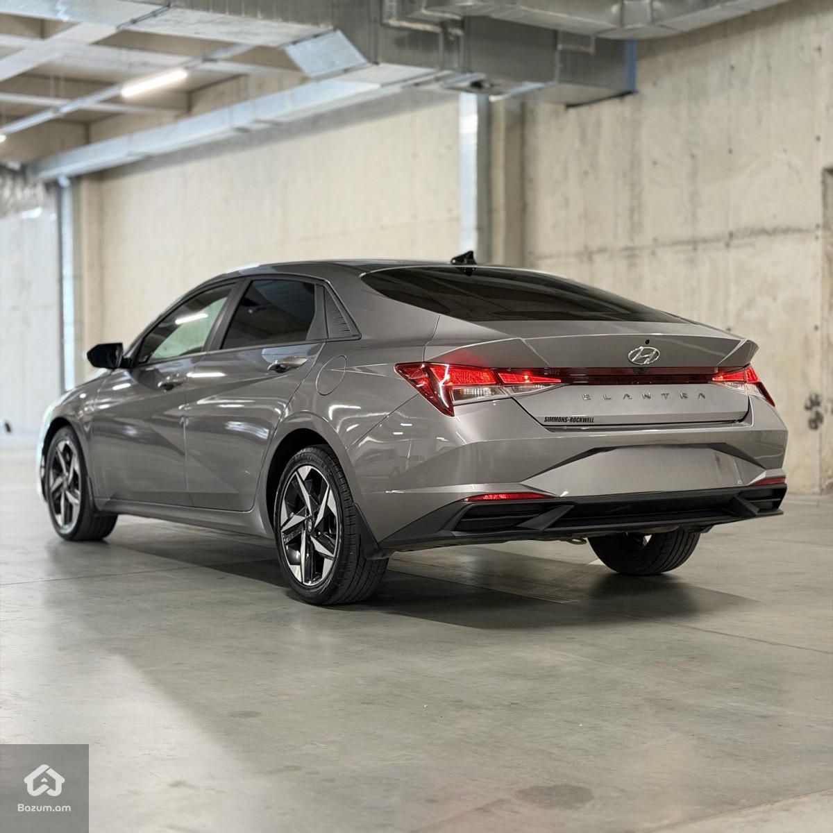 Hyundai Elantra 2023 - image 4