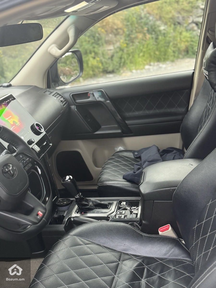 Toyota Land Cruiser Prado - image 10