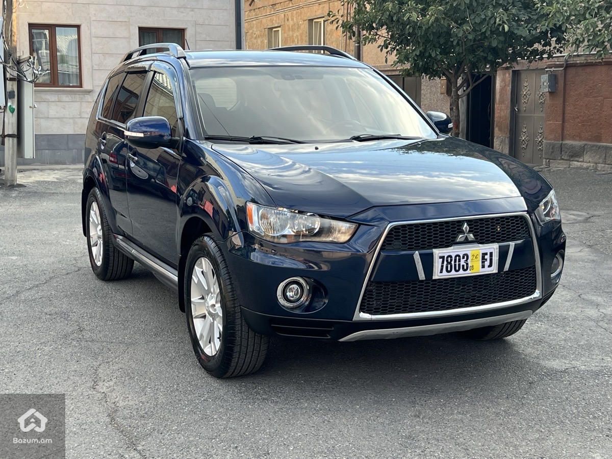 Mitsubishi Outlander 2011 - image 2