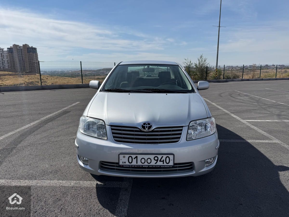 Toyota Corolla 2004 - image 1