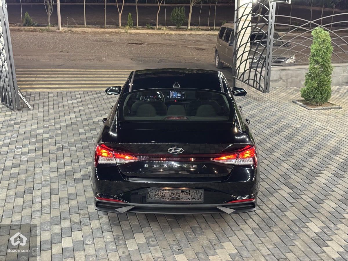 Hyundai Elantra 2021 - image 5