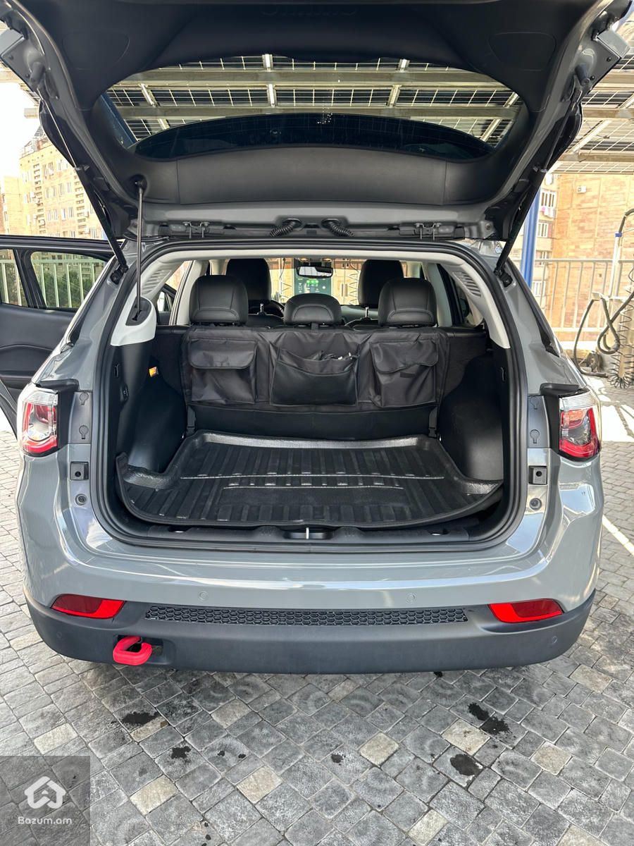 Jeep Compass 2021 - image 9