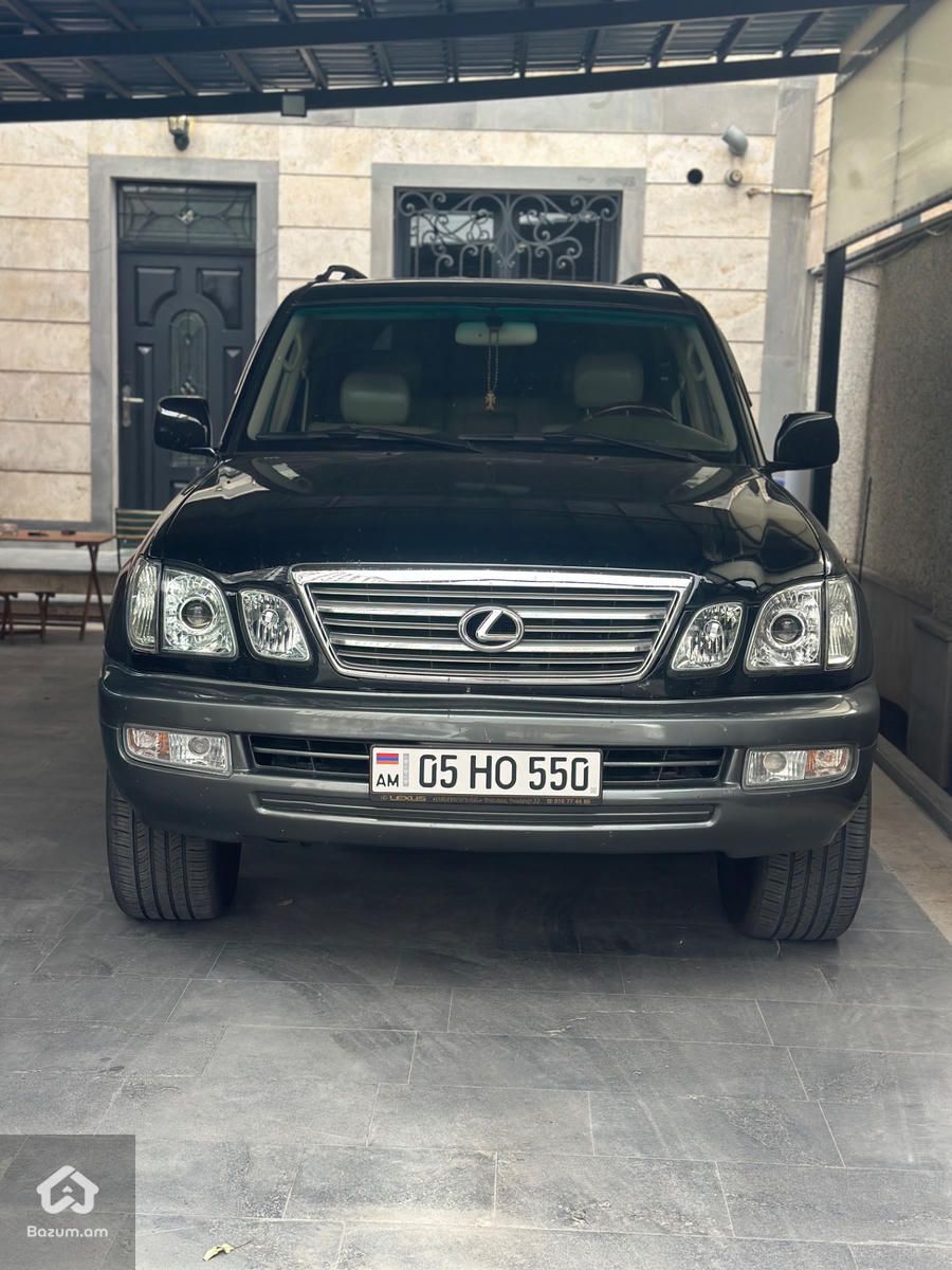 Lexus LX 470 2001 - image 1